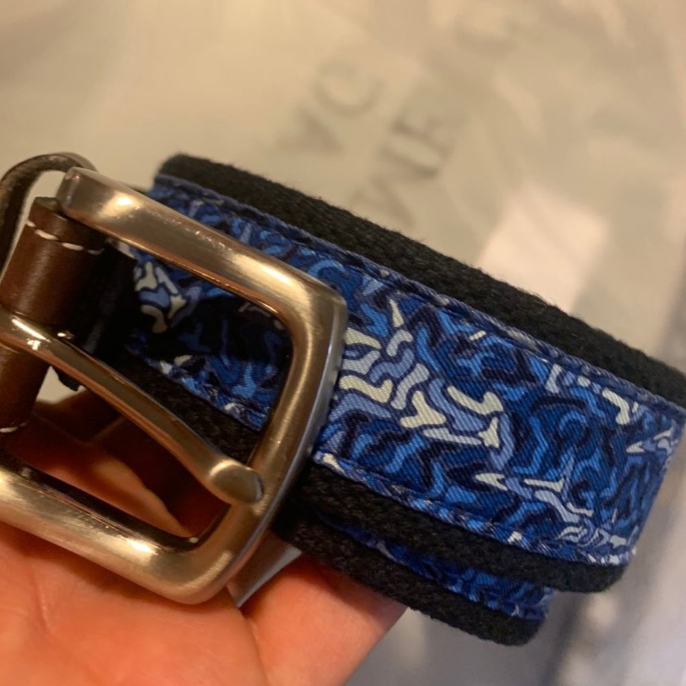 Vineyard Vines Men’s Belt Size 36 Shark Week Canva